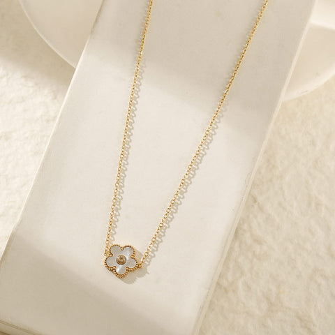 Daisy Necklace